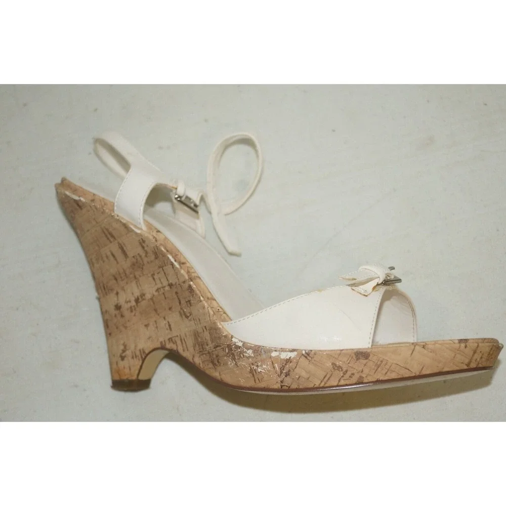 Bakers White Wedge High Heeled Shoes Women's Size 10M